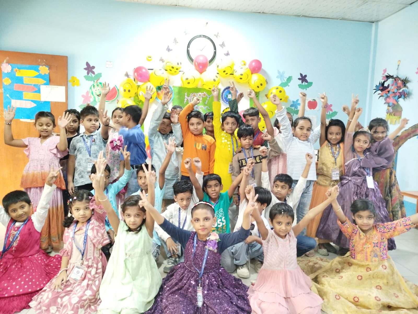 Cultural program at Rowshan Ara School